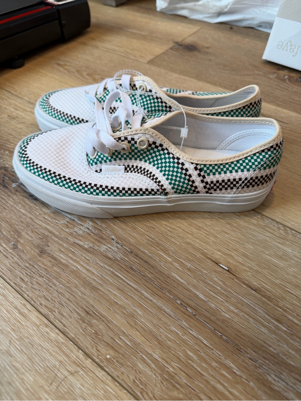 Vans Checkerboard in White & Green- NWT
